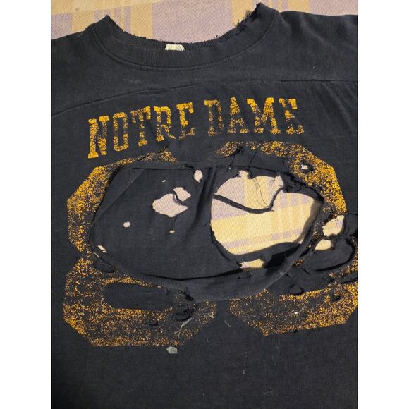 Vintage 80s Notre Dame Football T Shirt Jersey Champion USA Size XL Thrashed 90s - Picture 11 of 16